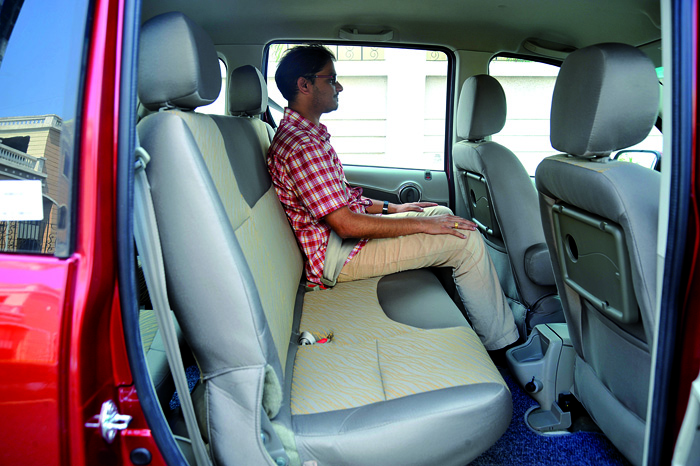 Mahindra Quanto vs Premier Rio - Image 2